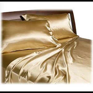 King size gold satin sheets
